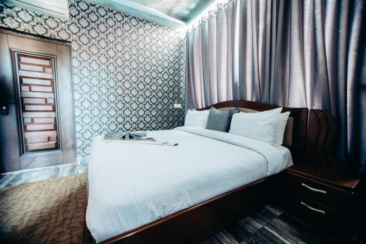 Plus 33 Hotel Nungua Dış mekan fotoğraf