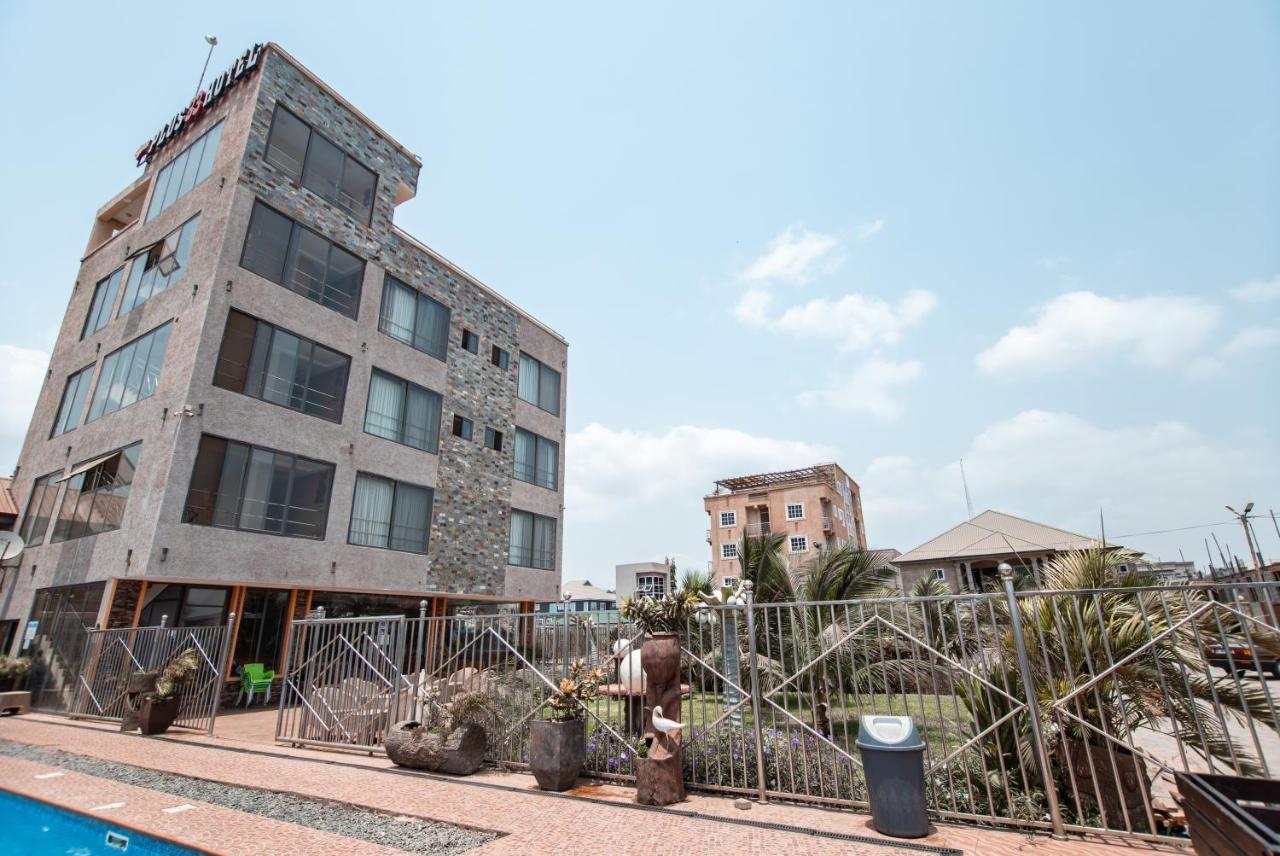 Plus 33 Hotel Nungua Dış mekan fotoğraf