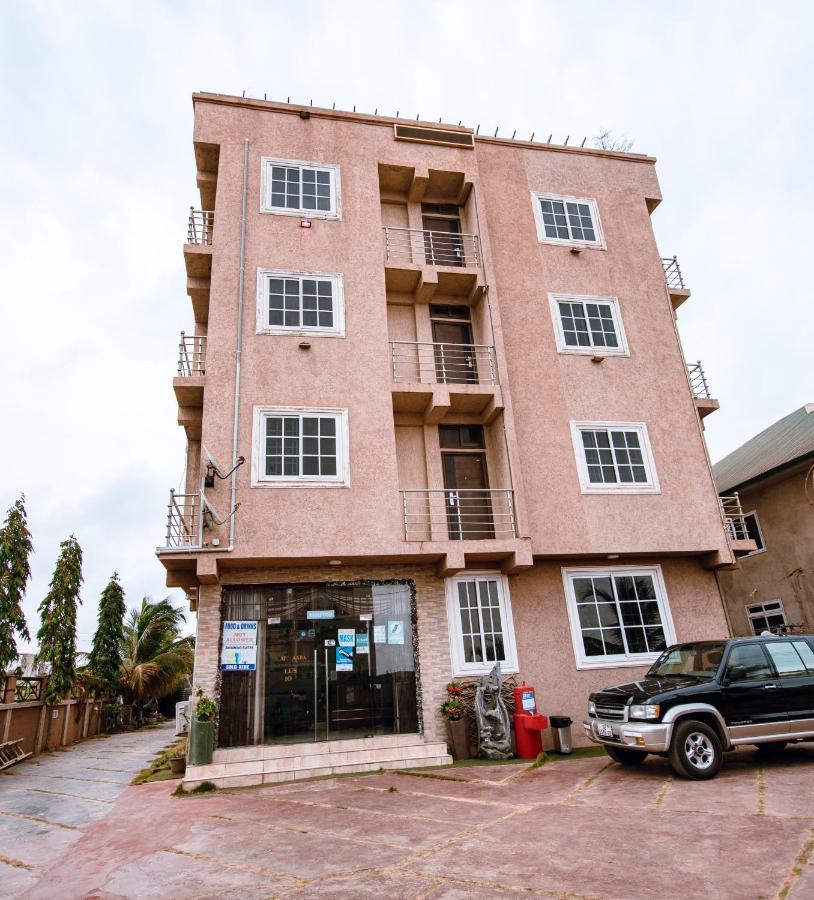 Plus 33 Hotel Nungua Dış mekan fotoğraf