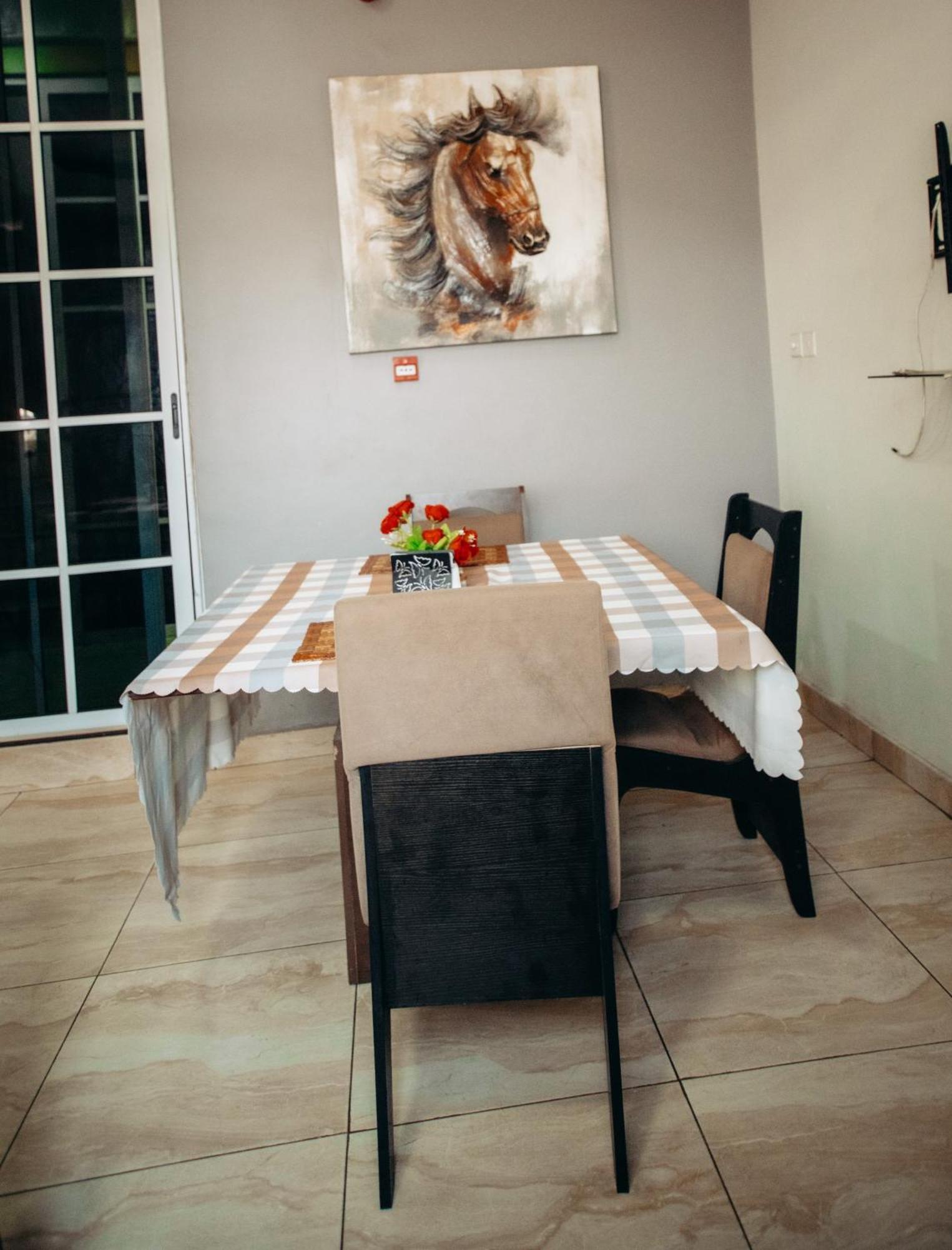 Plus 33 Hotel Nungua Dış mekan fotoğraf