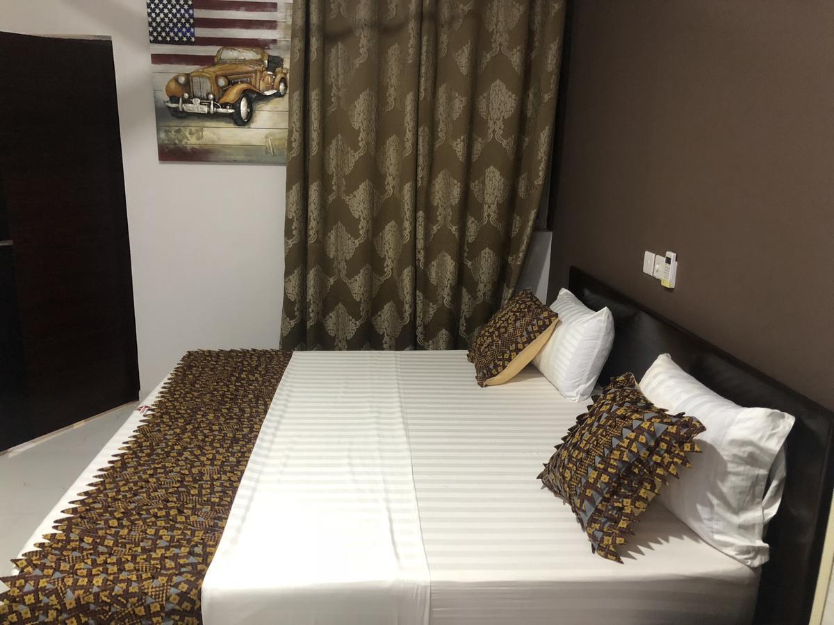 Plus 33 Hotel Nungua Dış mekan fotoğraf