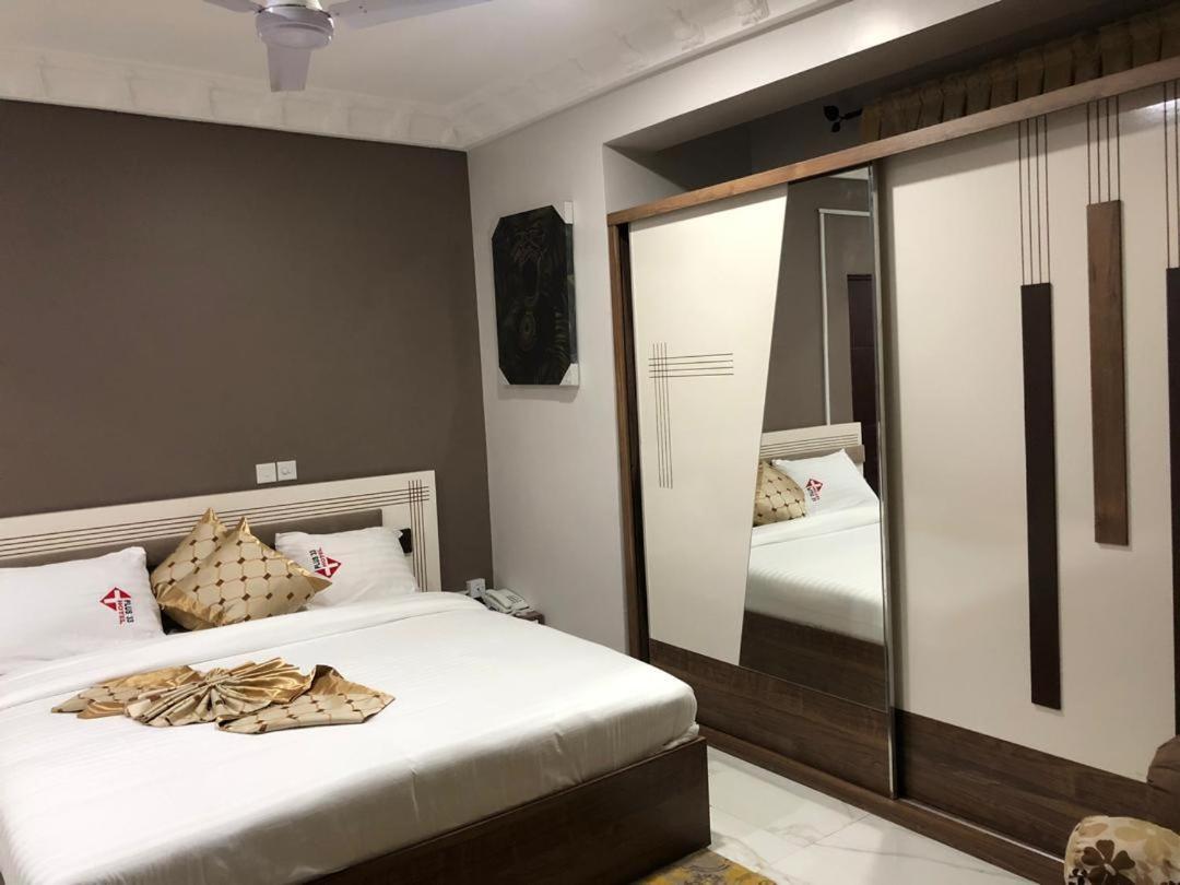 Plus 33 Hotel Nungua Dış mekan fotoğraf