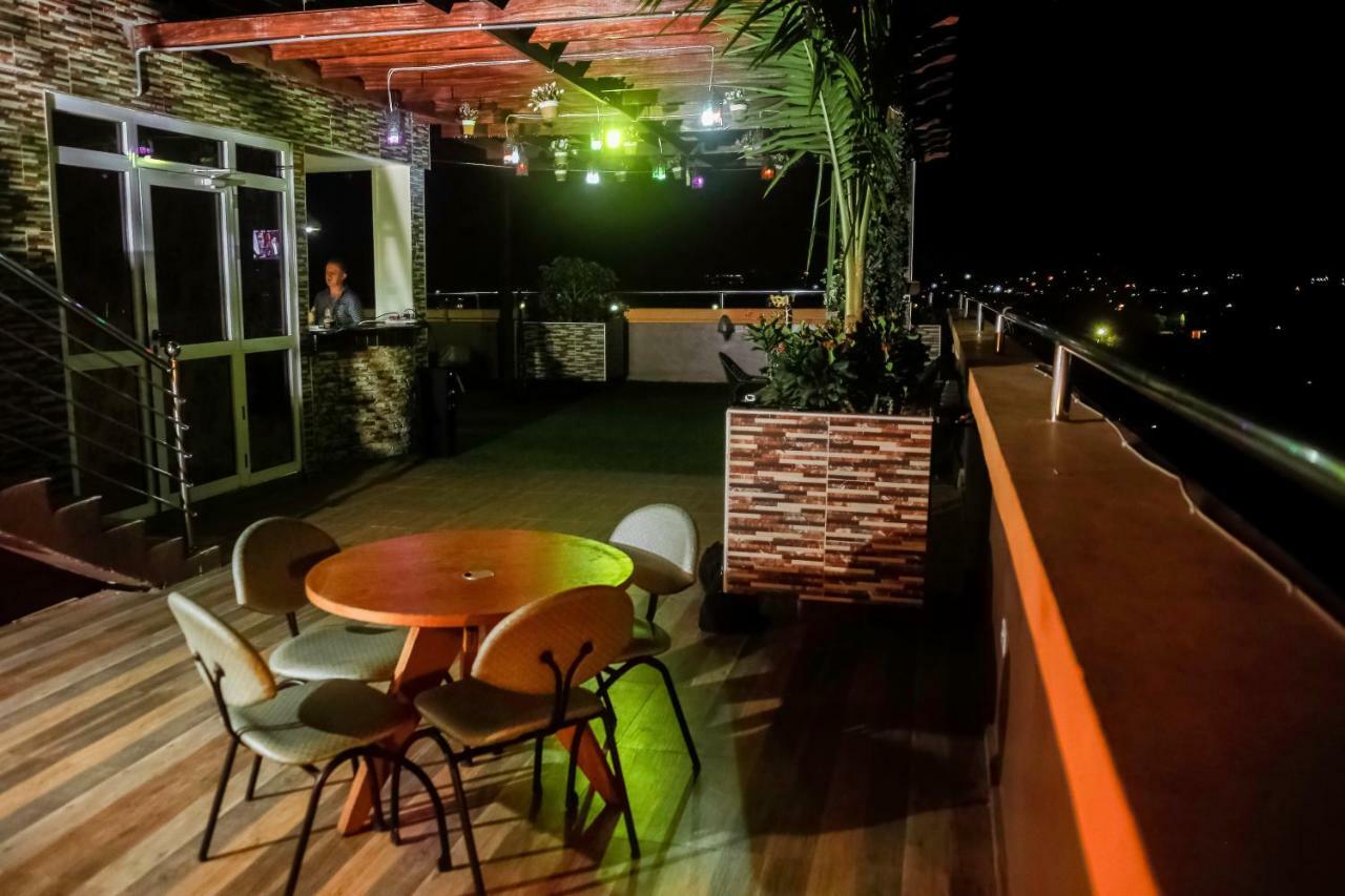Plus 33 Hotel Nungua Dış mekan fotoğraf