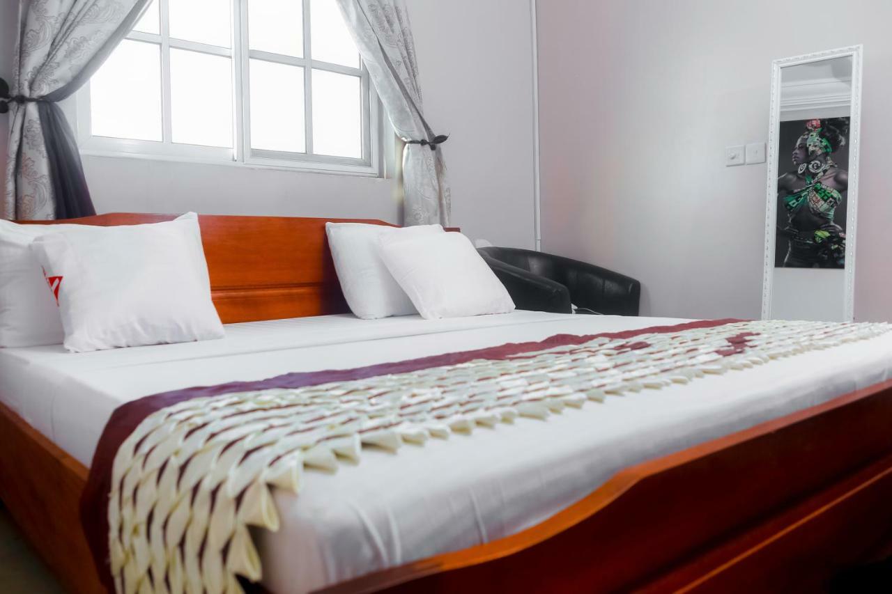 Plus 33 Hotel Nungua Dış mekan fotoğraf