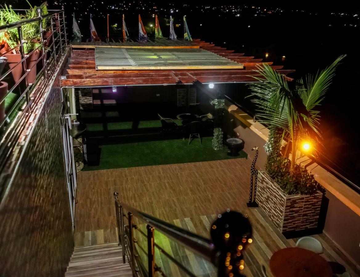 Plus 33 Hotel Nungua Dış mekan fotoğraf